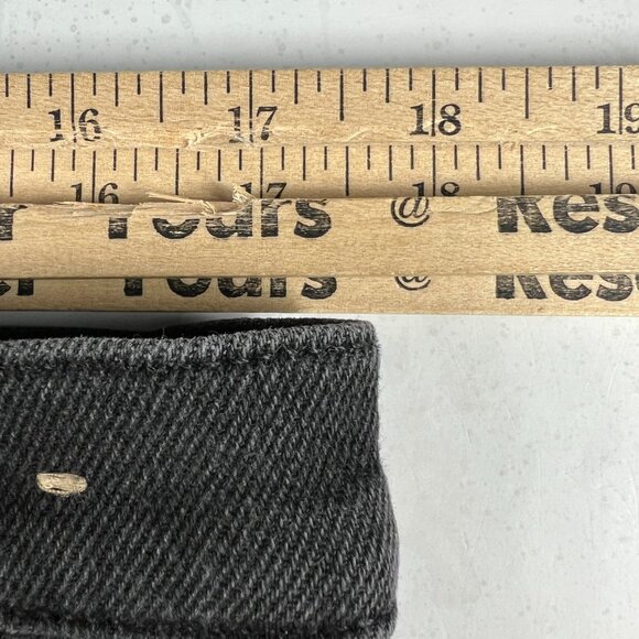 Madewell Jeans Womens Measured 35x25 Mid Rise Kick Out Black Denim Hemmed Tag 31 - Picture 16 of 16